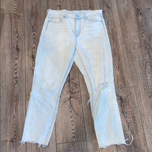 MOM JEANS American Eagle